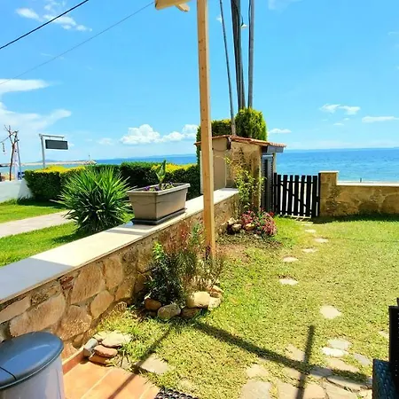 بيت للعطل Liva Seaside